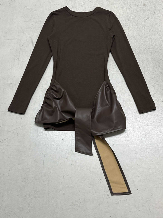 Damen nan tailliertes Longsleeve-Minikleid mit Kunstleder-Wickelbund und Drapé-Detail EB