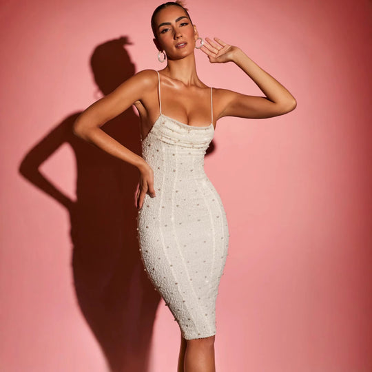 Damen Figurbetontes Kleid mit glitzerndem Einsatz und feinen Spaghettiträgern EB