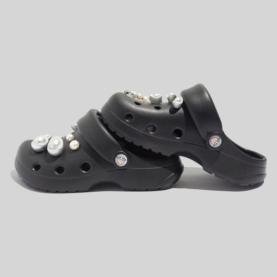 Damen Modische Clogs mit dekorativen Perlen und einzigartigem Design EB