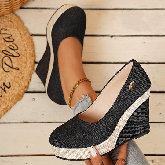 Damen Wedge-Pumps mit schnallenverziertem Fesselriemen und geflochtenem Absatz EB