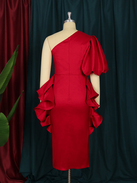 Damen Cocktailkleid mit asymmetrischem Schnitt und voluminösem Rüschendesign EB