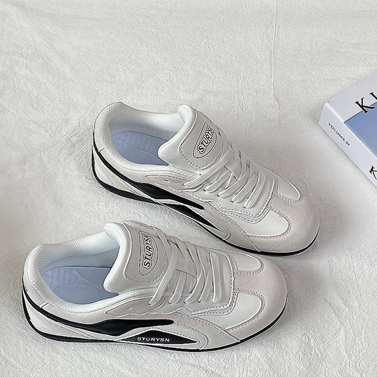 Damen Retro-Inspirierte Sneakers mit atmungsaktivem Obermaterial EB