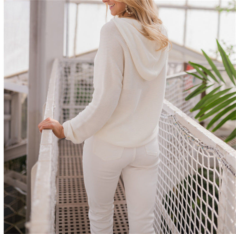 Damen Kapuzenpullover mit strukturiertem Stoff und modischen Knopfdetails EB