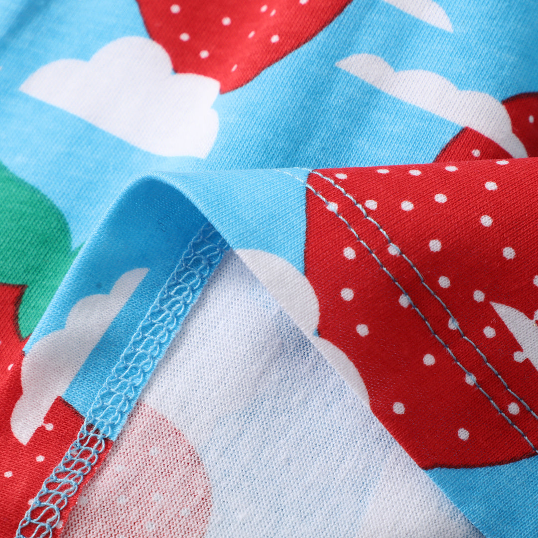 Mädchen Sommerkleid mit fröhlichem Erdbeer-Print EB