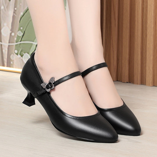 Damen Mary Jane Pumps mit verstellbarem Riemen und eleganter Schmuckschmetterling EB