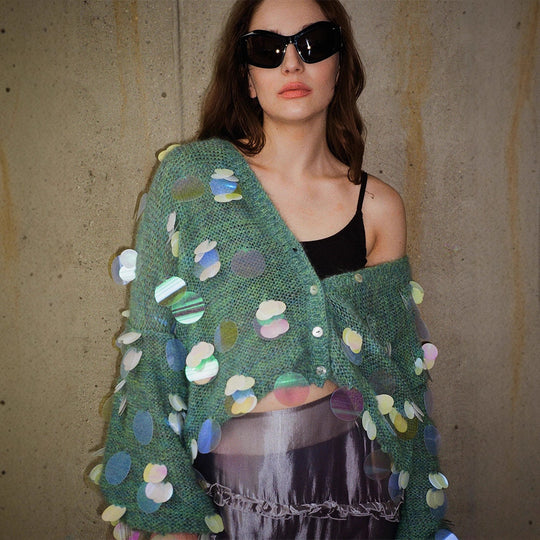 Damen Flauschiger Cardigan mit holografischen Akzenten EB
