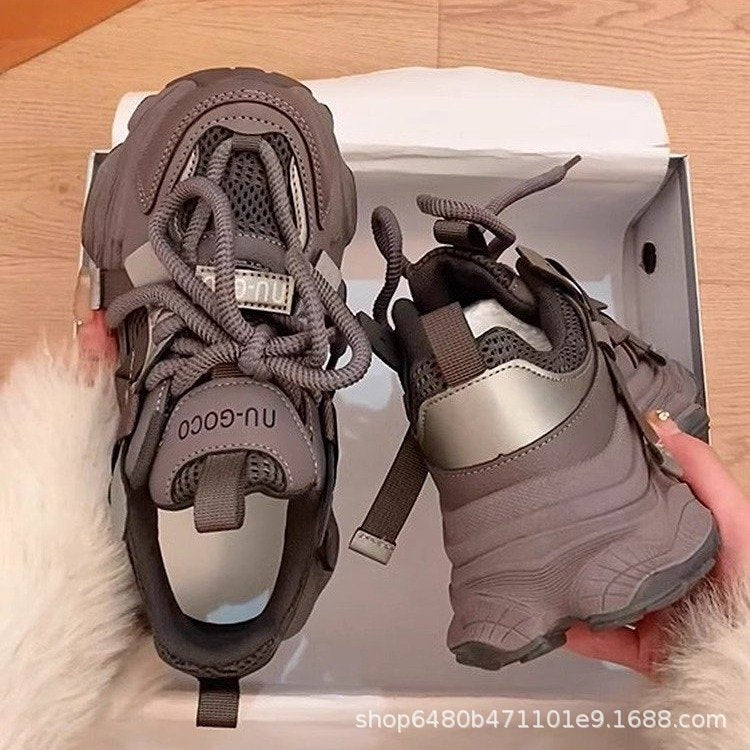 Damen Sportliche Sneakers mit atmungsaktivem Mesh-Obermaterial und stabiler Sohle EB