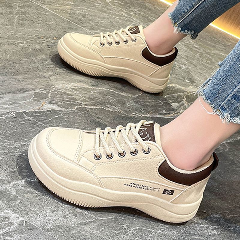 Damen Lässige Sneakers mit atmungsaktiver Oberflächenstruktur und dämpfender Sohle EB