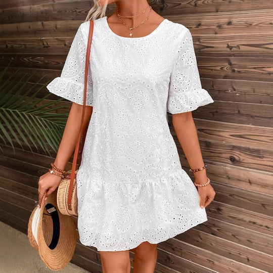 Damen Sommerliches Spitzenkleid mit voluminösen Rüschensäumen EB