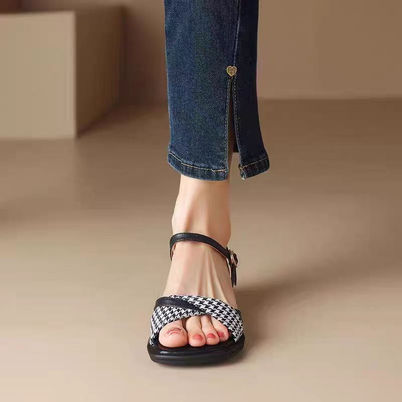 Damen modische Riemchen-Sandalen mit stilvollem Karomuster und komfortablem Blockabsatz EB