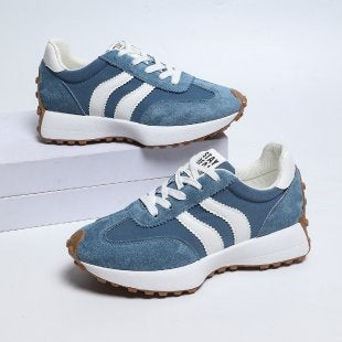 Damen Sportliche Retro Sneakers mit modischem Wildleder-Design EB