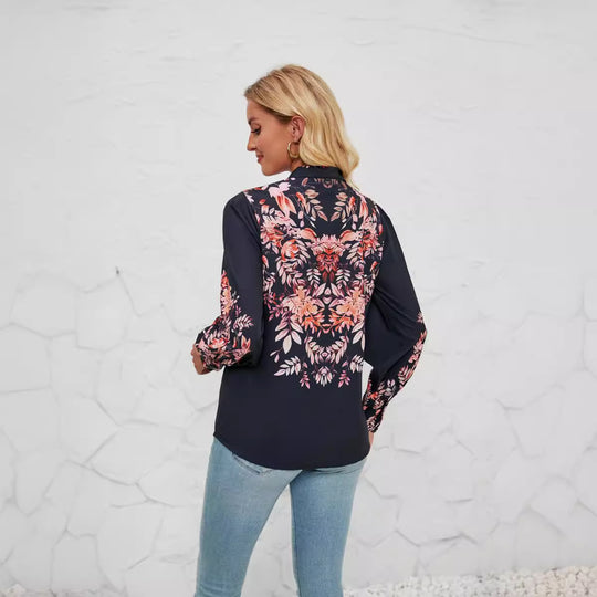 Damen Bluse mit floralen Akzenten und elegantem Knopfleisten-Design EB