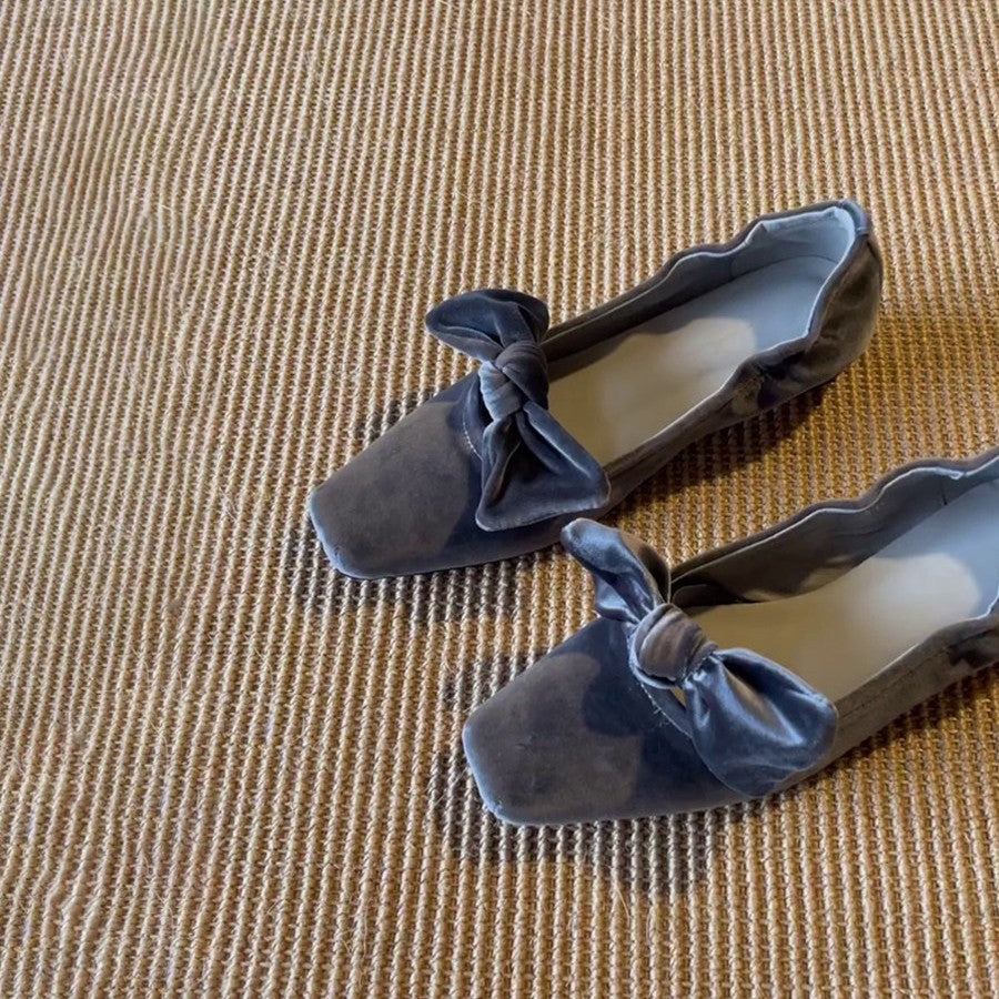 Damen Ballerina-Schuhe mit sanften Rüschen und eleganter Schleifenverzierung EB