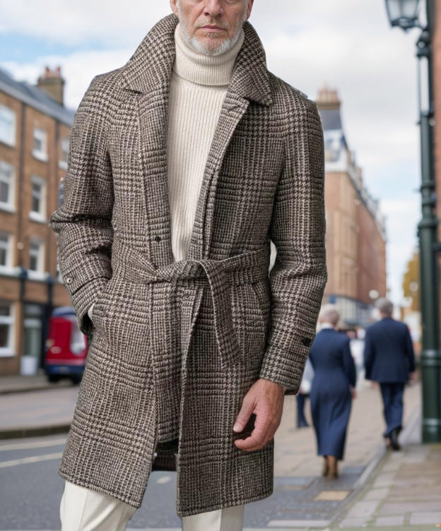 Herren eleganter Trenchcoat mit modernem Karomuster und Taillengürtel EB