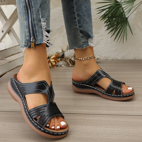 Damen Komfortable Sandalen mit atmungsaktivem Design und modischen Ausschnitten EB
