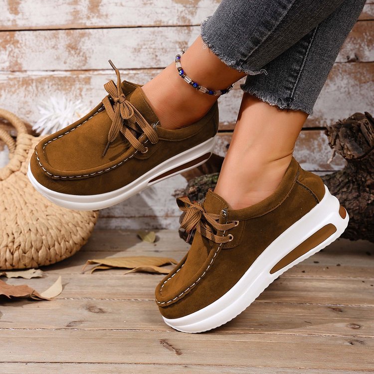 Damen Keil-Sneaker im Mokassin-Stil mit dämpfender Luftkissen-Plateausohle EB