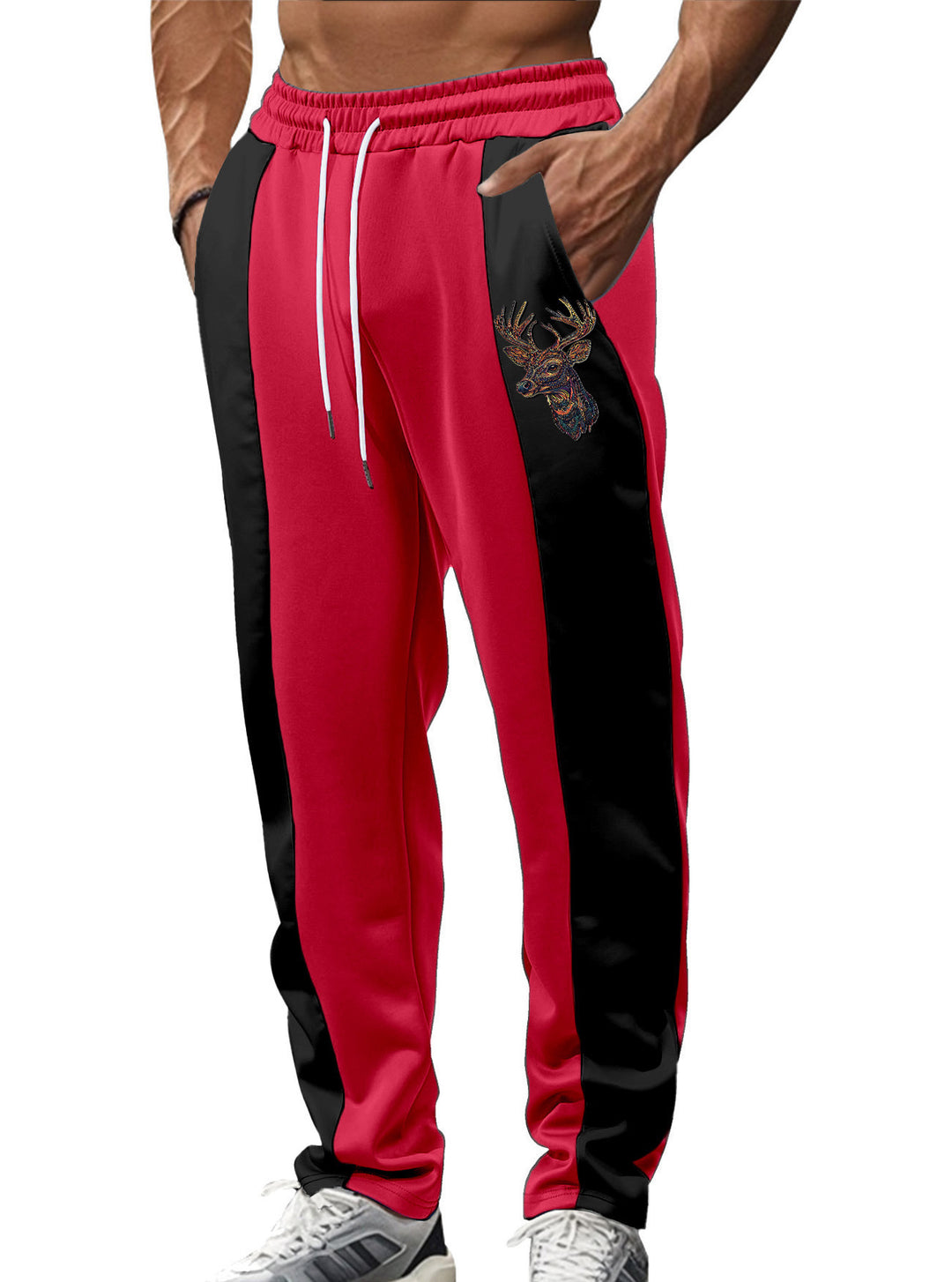 Herren nan sportive Trackpants mit seitlichen Kontrastbahnen elastischem Bund Kordelzug und Hirschstickerei EB