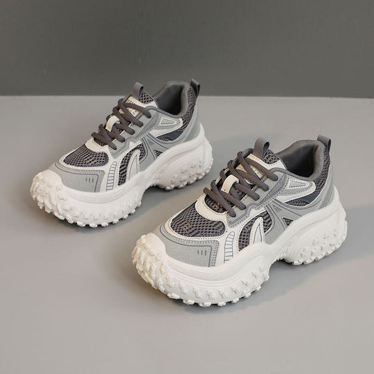 Damen Sportliche Sneakers mit dämpfendem Sohlenprofil und innovativem Design EB
