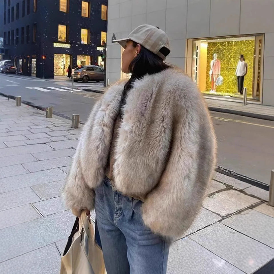 Damen Plüschige Kurzjacke mit tiefem V-Ausschnitt EB