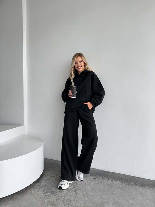 Damen Oversize Loungewear-Set aus schwerem Sweat mit Kapuzenpullover und weitem hochgeschnittenem Jogger EB