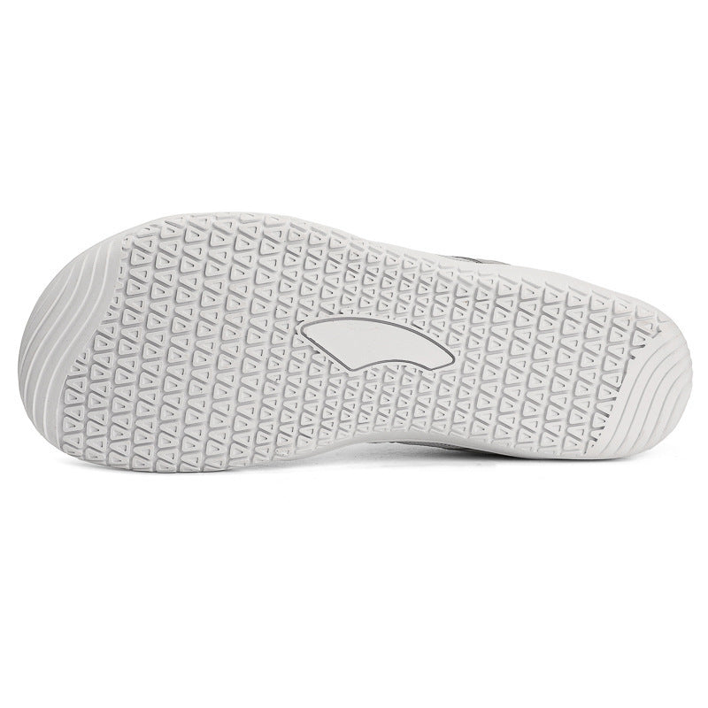 Unisex nan minimalistischer City-Sneaker mit feinmaschigem Textiloberteil, gepolstertem Einstieg und flexibler Gummilaufsohle EB