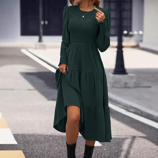 Damen Midi-Kleid mit aufwendigem Rüschensaum und figurbetontem Oberteil EB