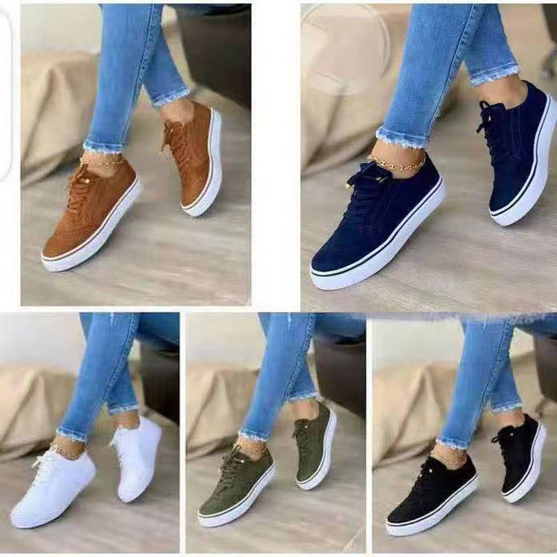 Damen Modische Sneakers mit hochwertigem Wildleder-Obermaterial und stilvollen Details EB