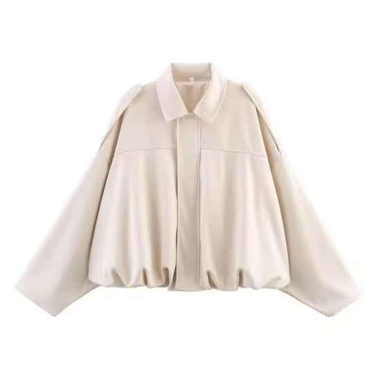 Damen Kurzjacke im Oversize‑Schnitt mit Ballon Saum und Schulterklappen EB