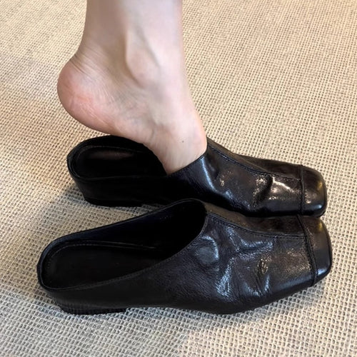 Damen Bequeme Clogs mit modischem Schnitt und weichem Leder EB
