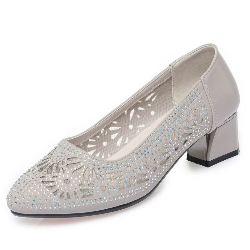 Damen Dekorative Pumps mit funkelnden Strassapplikationen und elegantem Design EB