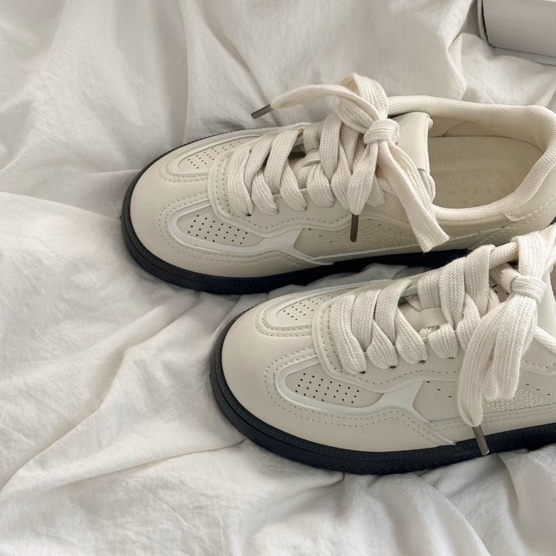 Damen Sneakers mit atmungsaktiver Oberfläche und rutschfester Sohle EB