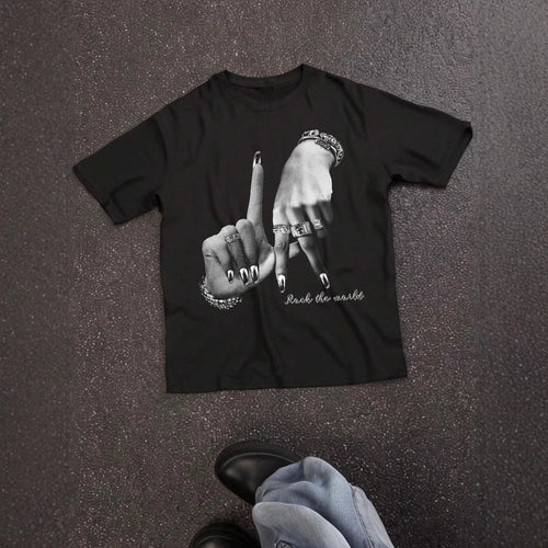 Damen T-Shirt mit künstlerischem Totenkopf-Motiv und lässigem Schnitt EB