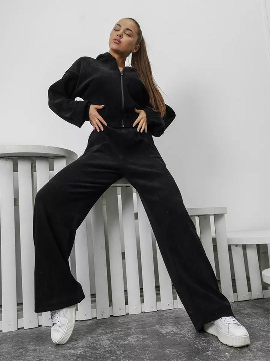 Damen Velours-Loungewear-Set mit kurzem Reißverschluss-Hoodie und weiter hochgeschnittener Palazzohose EB