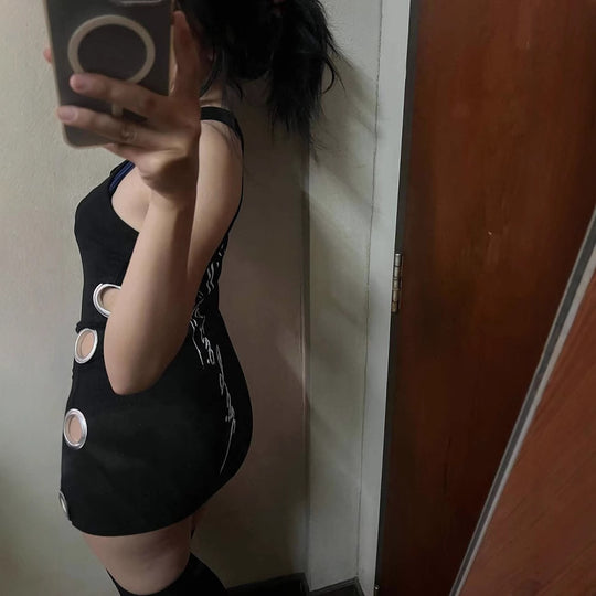 Damen Figurbetontes Minikleid mit metallischen Details EB