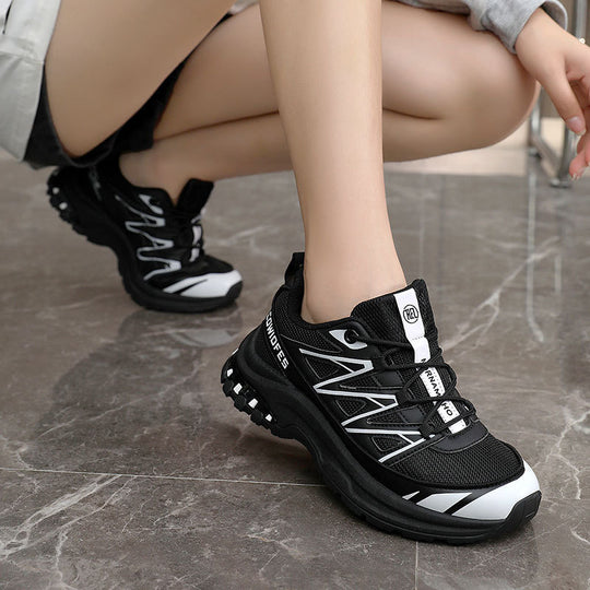 Damen Sportliche Lauf-Sneaker mit speziellem Stützkonzept EB