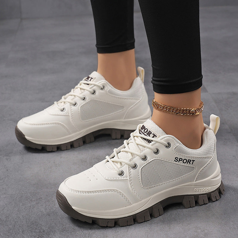 Herren nan robuster Schnür-Freizeitsneaker mit tiefem Stollenprofil, gepolstertem Schaft und praktischer Zuglasche EB