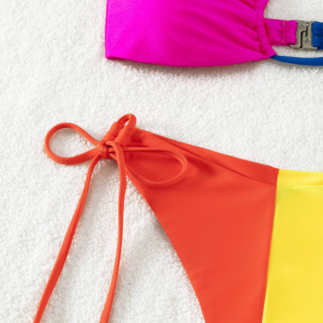 Damen Triangel-Bikini mit verstellbaren Seitenbändern und innovativem Schnitt EB