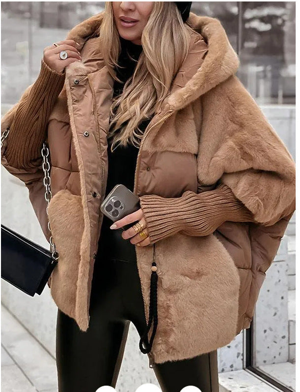 Damen nan oversized gesteppte Winterjacke mit Kunstfellpanelen, Kapuze und integrierten Rippenärmel-Details EB
