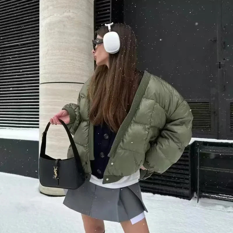Damen gesteppte Übergangsjacke mit modischem Schnitt und praktischen Taschen EB