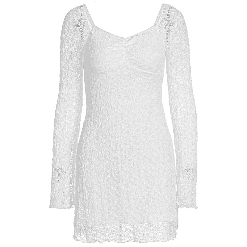 Damen Spitzenkleid mit langen Ärmeln und transparentem Detail EB