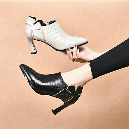 Damen elegante Absatzstiefel mit modischem Krokodil-Leder-Look und stilvollem Schnitt EB