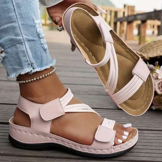 Damen Sandalen mit verstellbarem Riemen und ergonomischem Fußbett EB