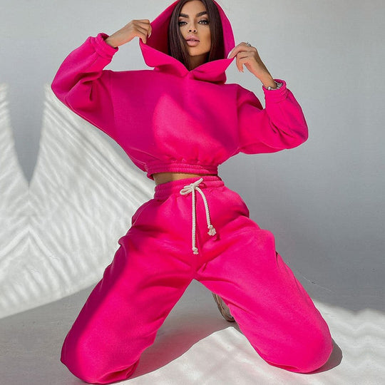 Damen cropped Stehkragen-Sweatset mit elastischem Taillenbund und hochtaillierter Tapered-Jogginghose Eichborn Berlin