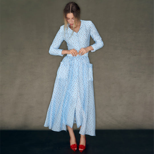 Damen Maxi-Silhouette Kleid mit eleganten Rüschendetails und Knopfleiste EB