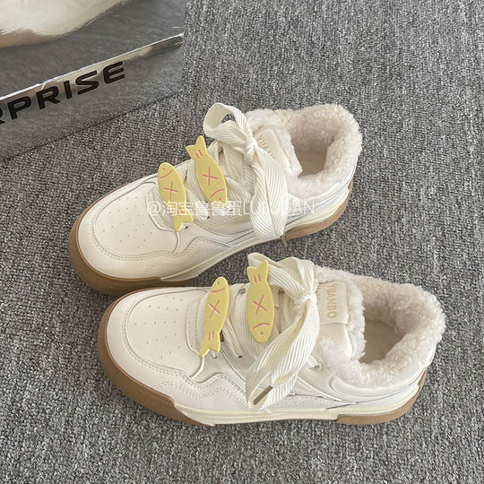 Damen Bequeme Sneaker mit kuscheligem Innenfutter und modischen Schnürdetails EB