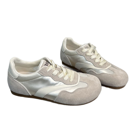 Damen Sneakers mit weichem Wildleder und glänzender Satin-Oberfläche EB