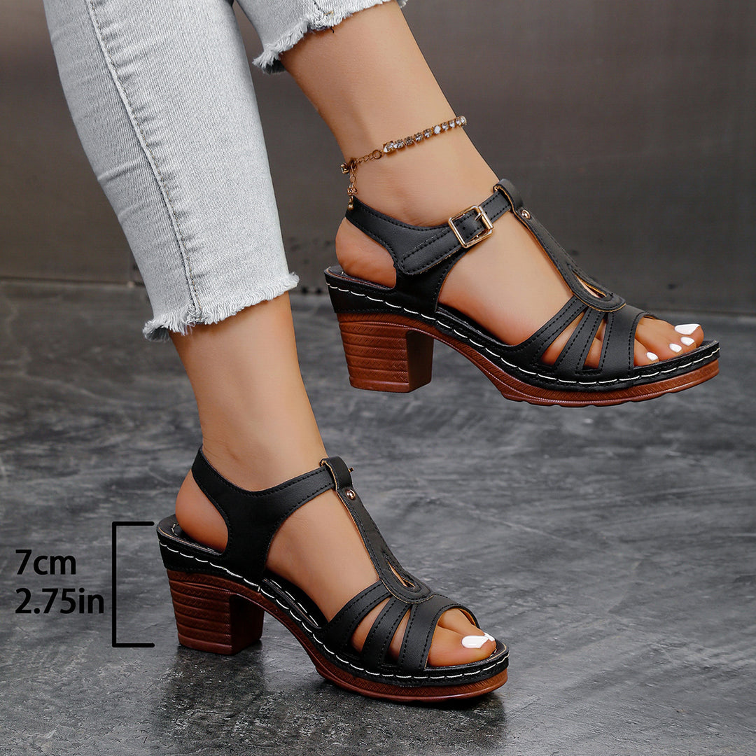 Damen Sandalette mit Cut-Out-Riemen, gepolstertem Komfortfußbett und mittelhohem Blockabsatz EB