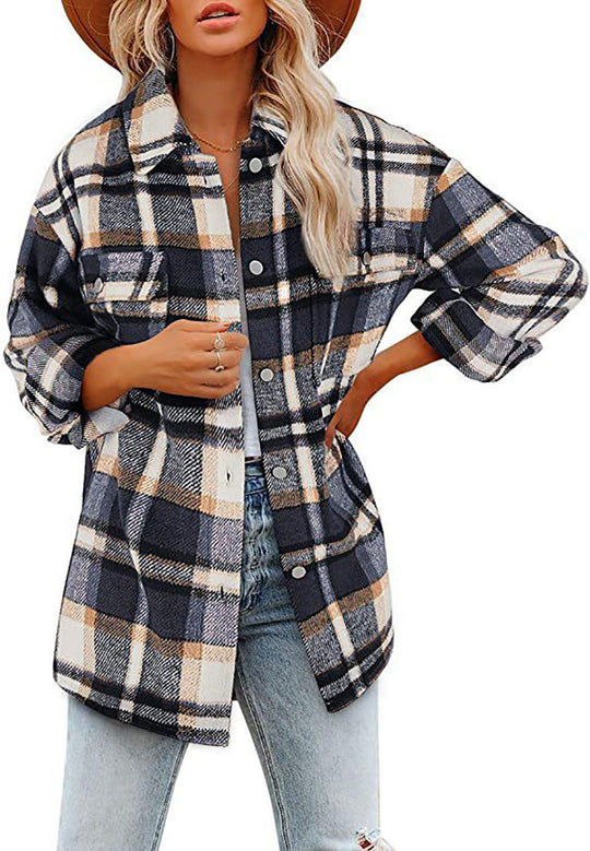 Damen Oversized Hemdjacke mit kariertem Muster und praktischen Taschen EB
