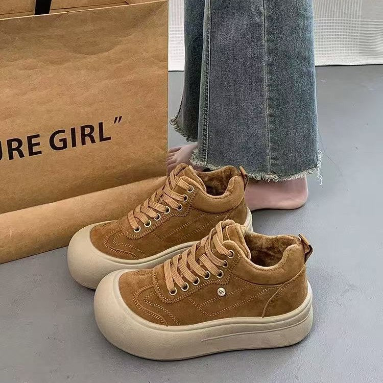 Damen Chunky Sneakers mit weichem Veloursleder und dämpfender Sohle EB
