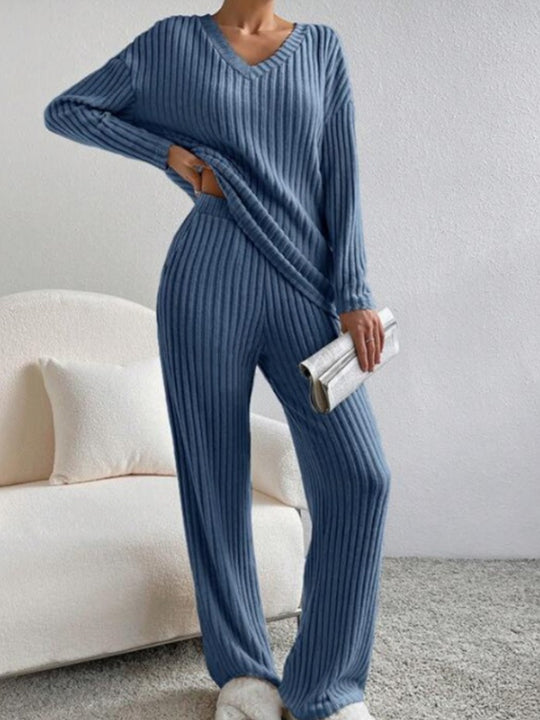 Damen Bequemer Strickanzug im modernen Rippdesign EB